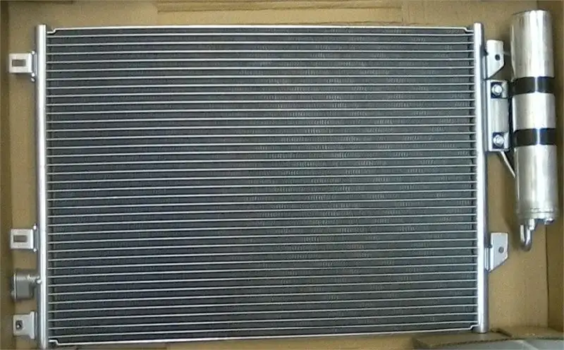 MGA 82113 Klima Radyatörü 7700428083 resmi