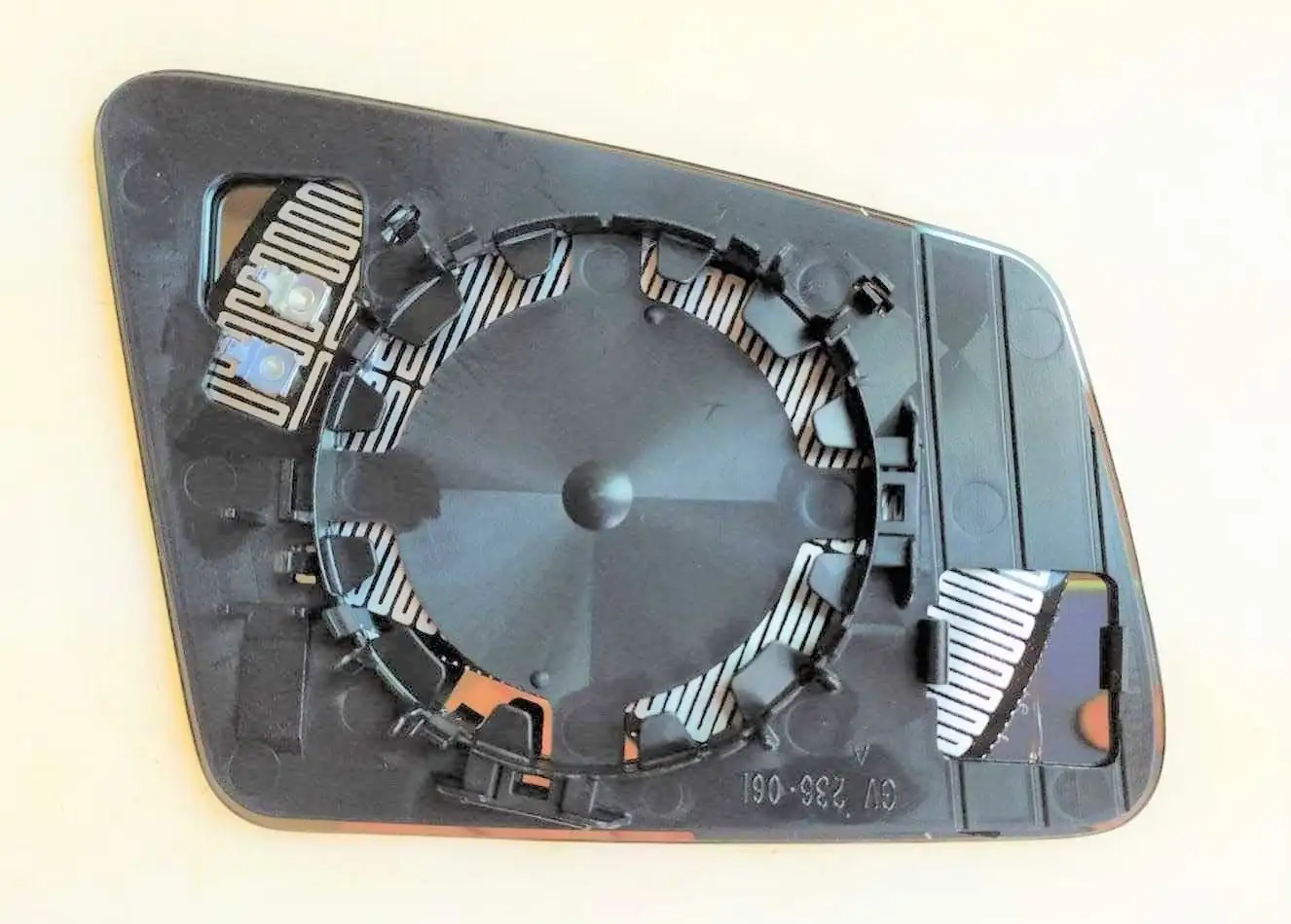 ART MG009.9524 Dış Ayna Camı (Sol) A2128100121 resmi