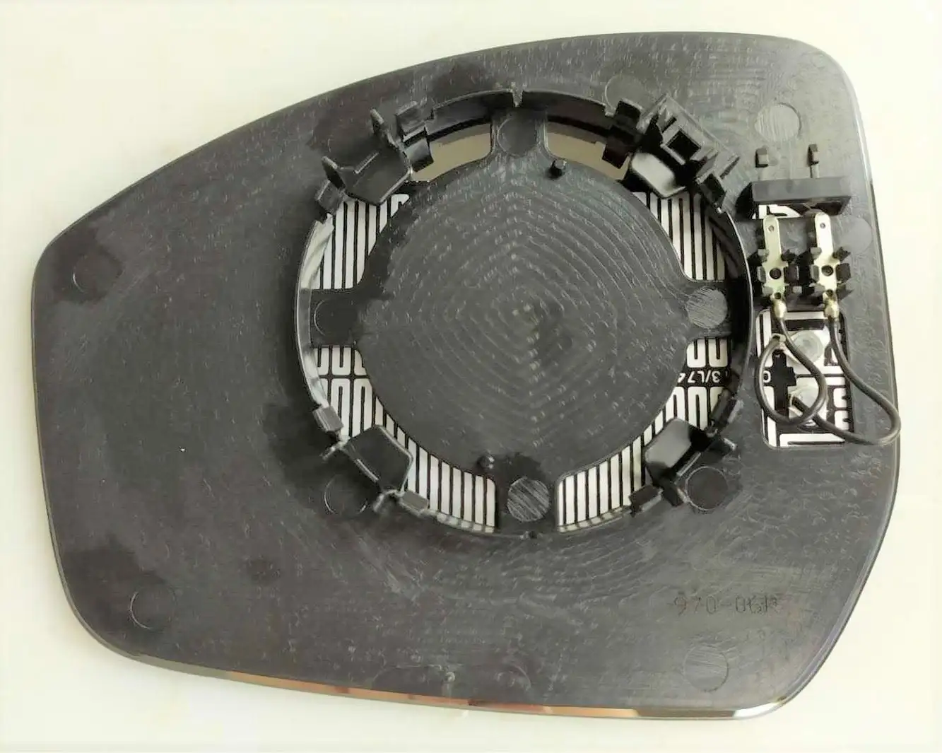 ART MG014.4509 Dış Ayna Camı (Sağ) LR048359 resmi