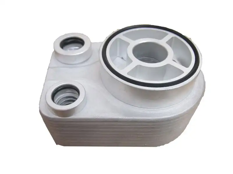 MGA 63300 Motor Yağ Soğutucu 8200779744 resmi