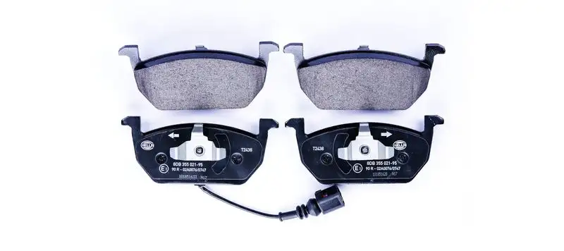 HELLA 8DB355021-951 Ön Fren Balatası resmi