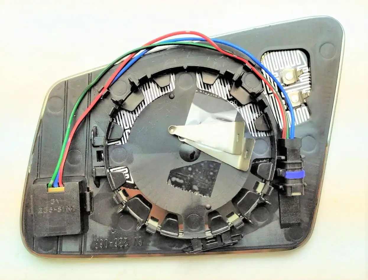 ART MG009.9581 Dış Ayna Camı (Sağ) A2468100621 resmi