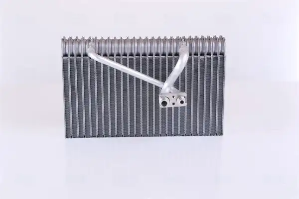 NISSENS 92168 Klima Radyatörü resmi