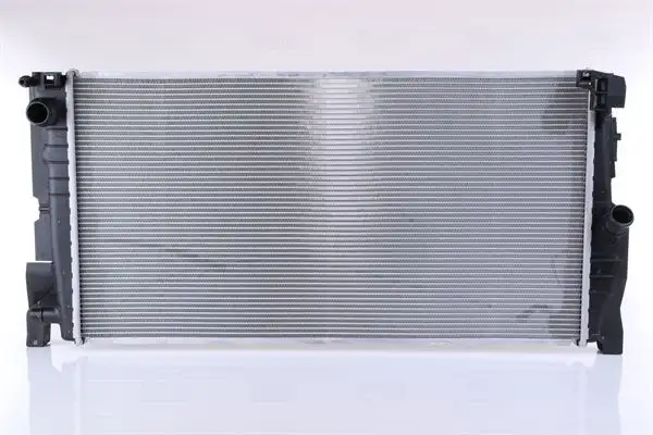 NISSENS 60863 Radyatör 17117644879 resmi