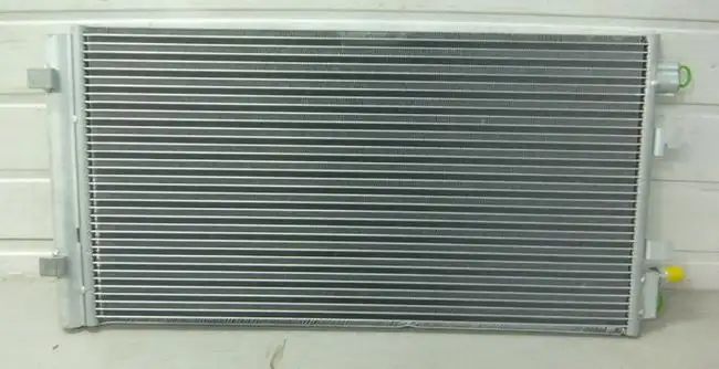 MGA 82246 Klima Radyatörü 921009956R resmi