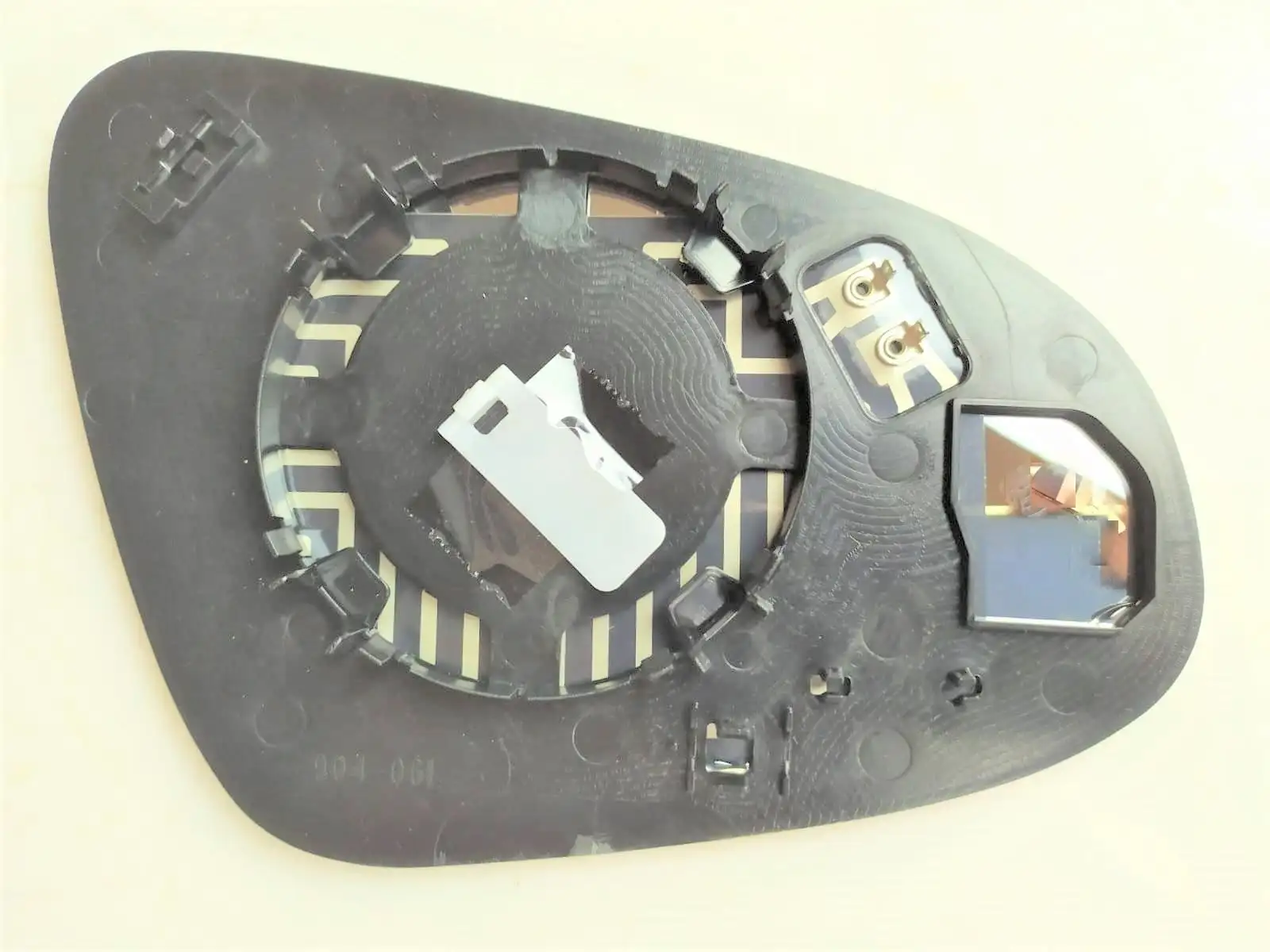 ART MG008.8308 Dış Ayna Camı (Sol) resmi