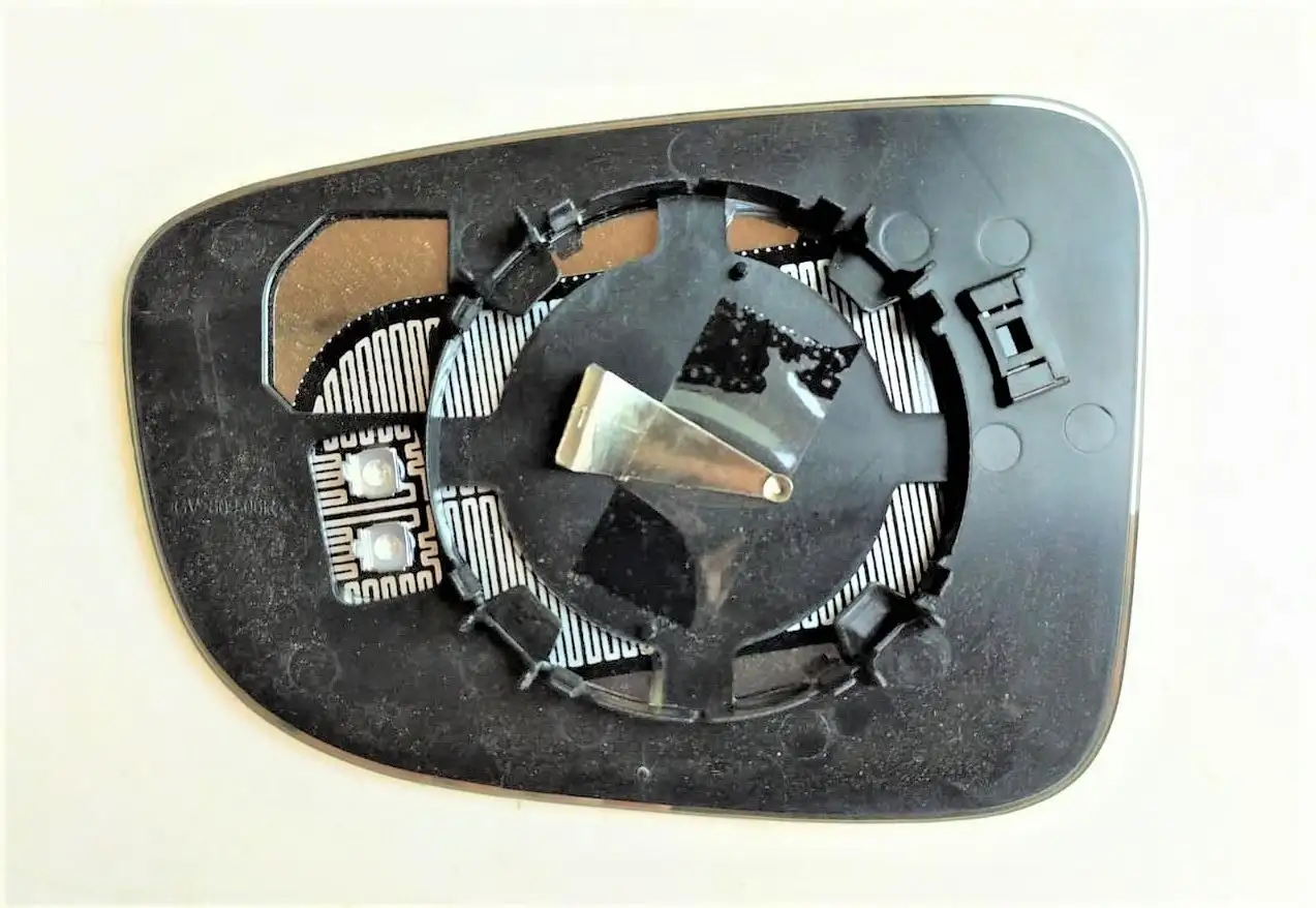 ART MG037.7507 Dış Ayna Camı (Sağ) resmi