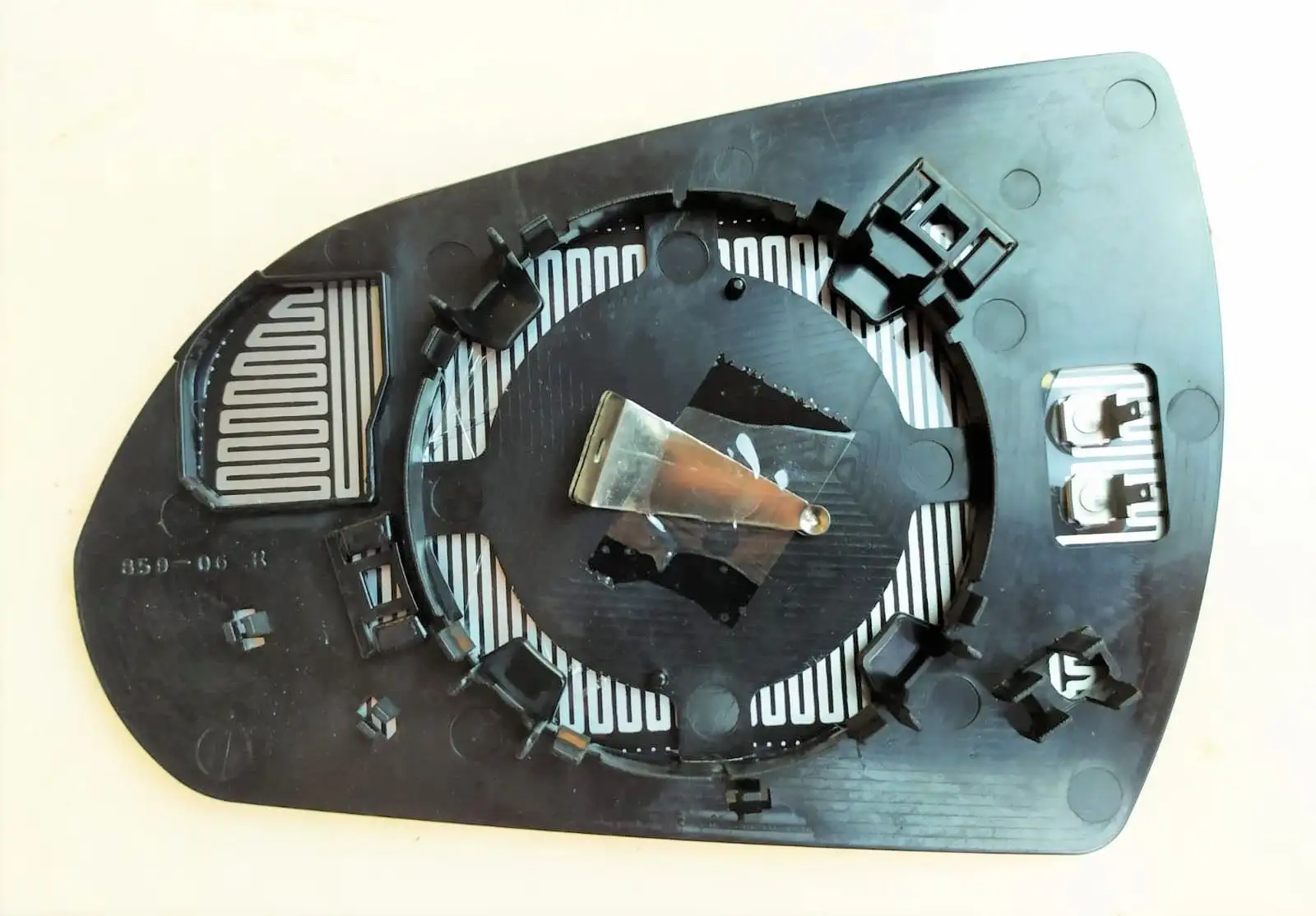 ART MG007.7347 Dış Ayna Camı (Sağ) resmi