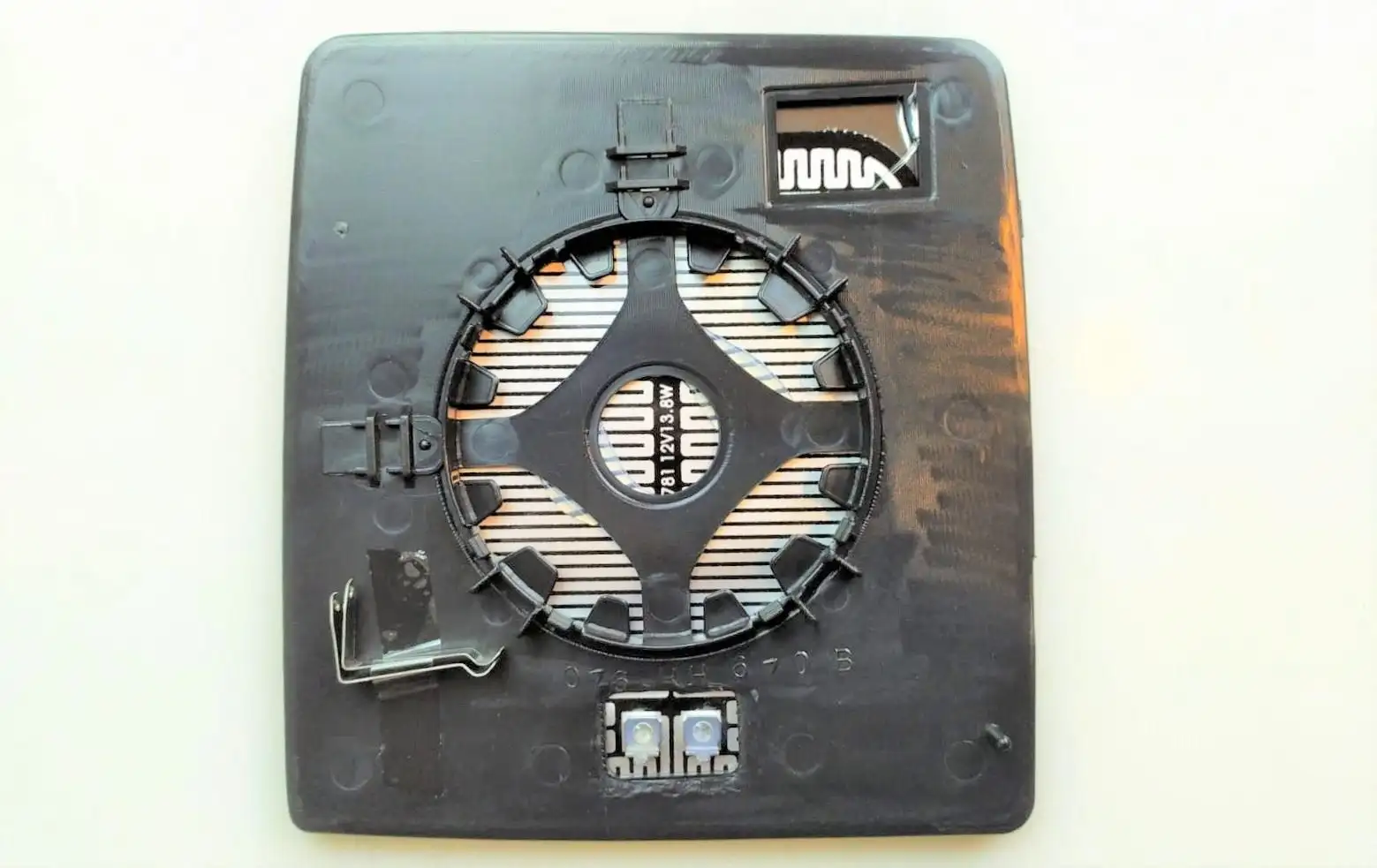 ART MG024.4517 Dış Ayna Camı (Sağ) resmi