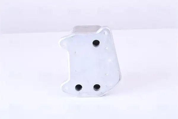 NISSENS 90832 Motor Yağ Soğutucu A6121880301 resmi