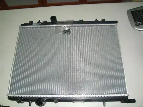 KALE 2040011AB Radyatör resmi