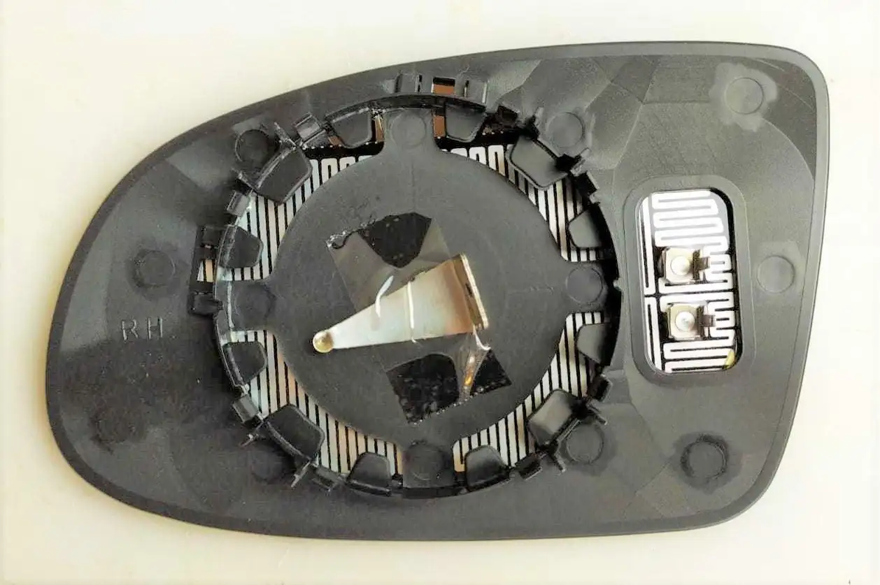 ART MG024.4537 Dış Ayna Camı (Sağ) resmi