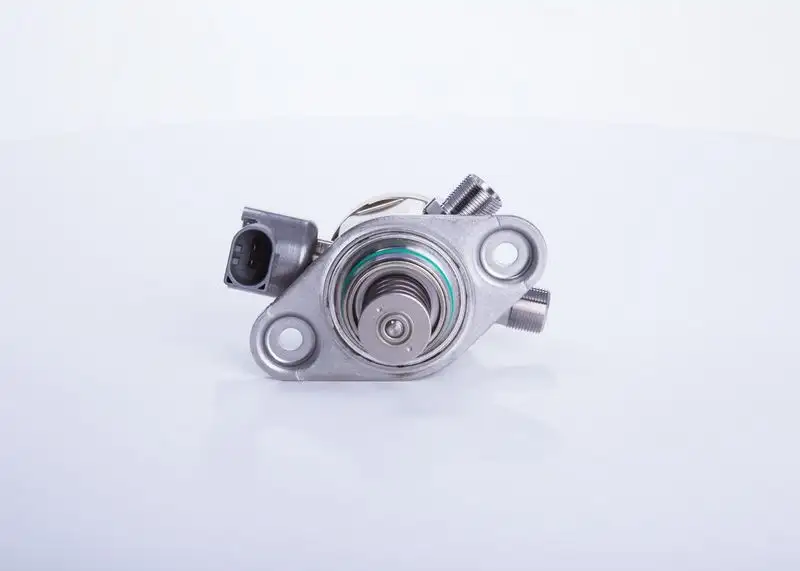 BOSCH 0261520217 Yüksek Basınç Pompası A2760700601 resmi