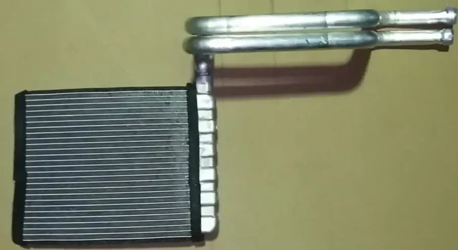 ORIS KFR068036 Kalorifer Radyatörü BV6N18B539AA resmi